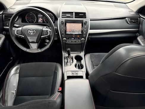 Used 2016 Toyota Camry XSE FWD image 15