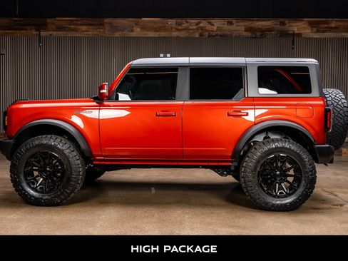 Used 2022 Ford Bronco Outer Banks w/ Sasquatch Package image 6