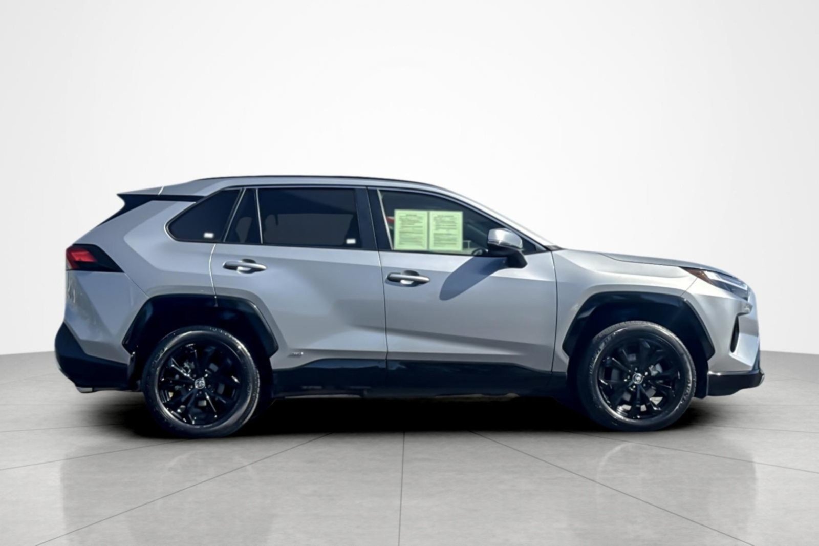 Certified 2025 Toyota RAV4 SE w/ Convenience Package AWD/4WD image 6