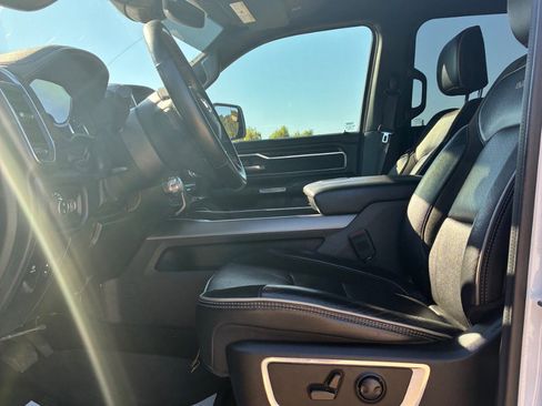 Used 2022 RAM 1500 Laramie w/ Sport Appearance Package image 9