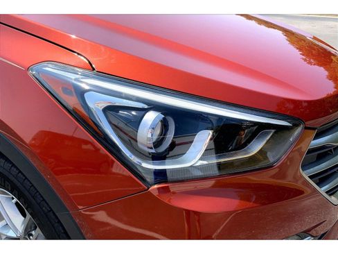 Used 2018 Hyundai Santa Fe Sport AWD/4WD image 27
