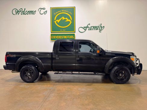 Used 2014 Ford F250 XL w/ Power Equipment Group image 2