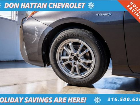 Used 2016 Toyota Prius Two image 29