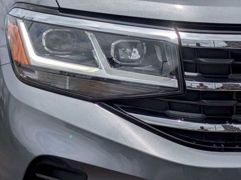 Certified 2023 Volkswagen Atlas SE AWD/4WD image 9