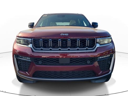 New 2026 Jeep Grand Cherokee L Limited AWD/4WD image 3