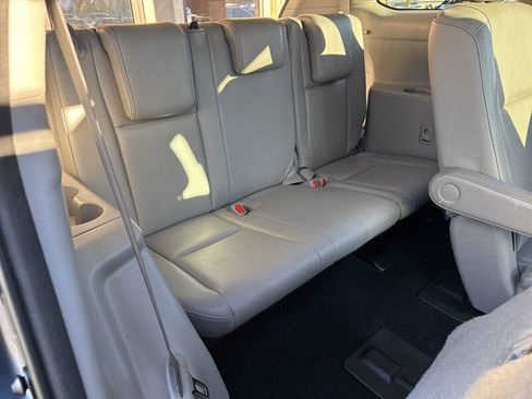 Used 2017 Toyota Highlander Limited AWD/4WD image 20