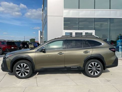 Used 2024 Subaru Outback Touring XT w/ Popular Package #2 AWD/4WD image 2