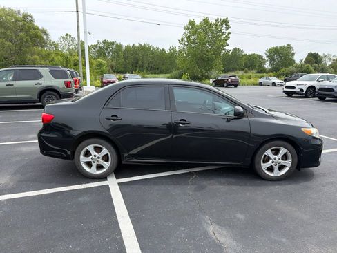 Used 2011 Toyota Corolla LE w/ Premium Pkg FWD image 8