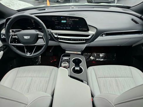 Used 2024 Cadillac Lyriq Luxury w/ LPO, Floor Liner Package image 26