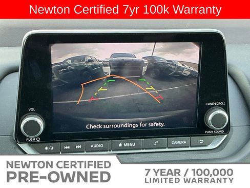 Used 2023 Nissan Rogue S FWD image 3