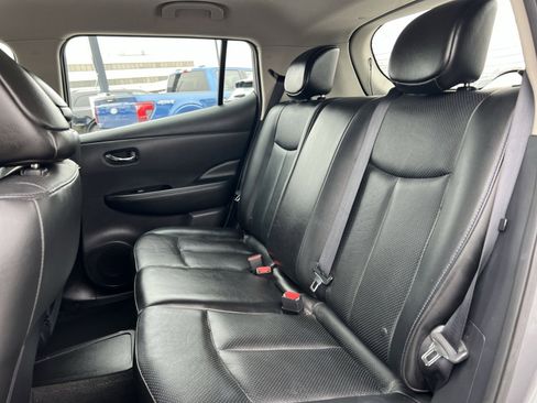 Used 2016 Nissan Leaf SL w/ Premium Package image 24