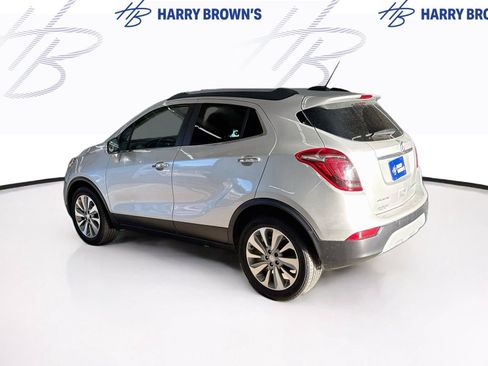 Used 2017 Buick Encore Preferred FWD image 2