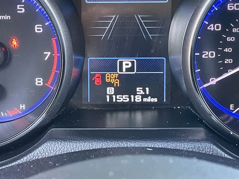 Used 2017 Subaru Outback 3.6R Limited image 29