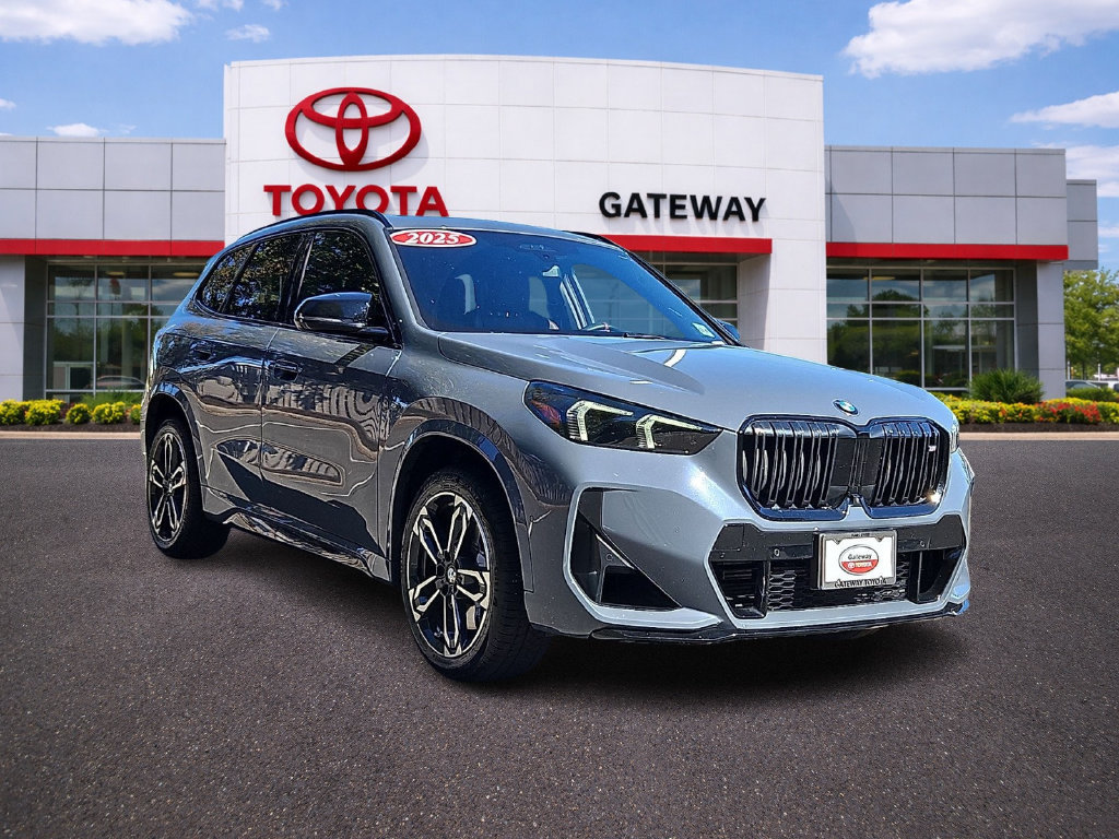 Used 2025 BMW X1 M35i w/ Premium Package AWD/4WD image 3