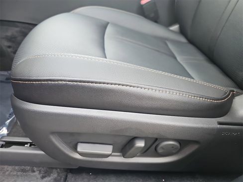 New 2026 MAZDA CX-90 Plug-In Hybrid w/Premium Sport image 29