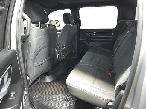 Used 2021 RAM 1500 Big Horn AWD/4WD image 30