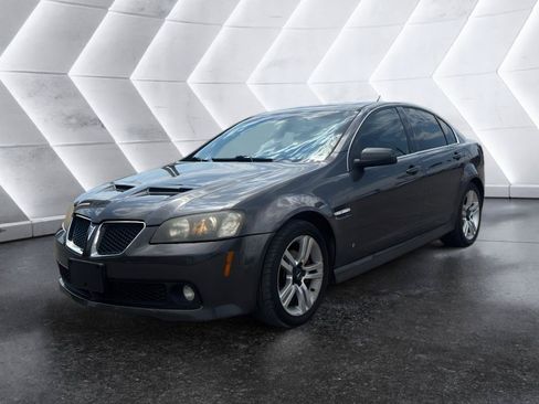 Used 2009 Pontiac G8 w/ Comfort And Sound Package RWD image 3