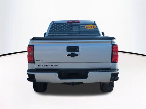 Used 2018 Chevrolet Silverado 1500 LT w/ Redline Edition AWD/4WD image 6
