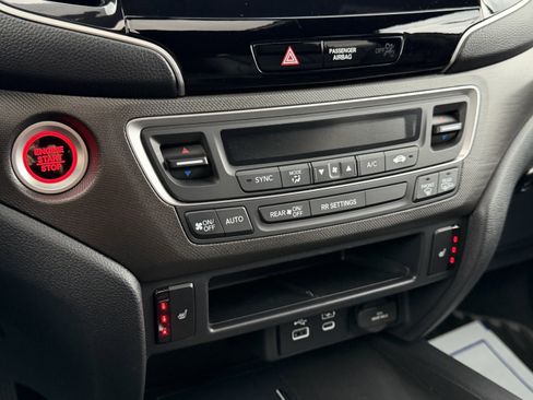 Certified 2024 Honda Passport TrailSport image 25