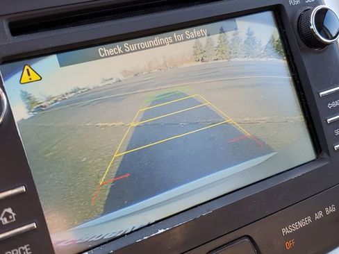 Used 2014 GMC Acadia SLT image 14