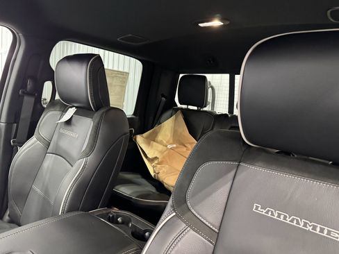 New 2025 RAM 4500 4x4 Crew Cab DRW w/ Laramie Trim Package image 5