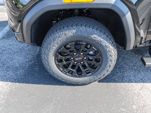 New 2026 GMC Canyon Elevation w/ Convenience Package RWD image 30