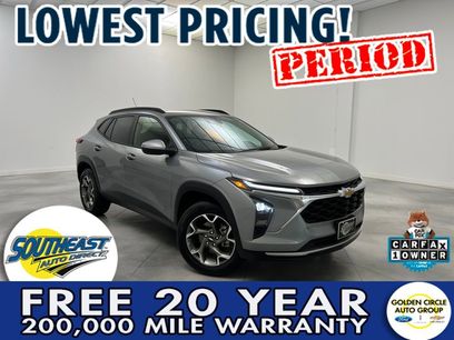 Used 2025 Chevrolet Trax LT w/ LT Convenience Package