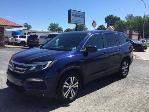 Used 2016 Honda Pilot EX image 1