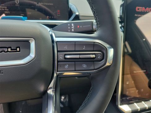 New 2025 GMC Sierra EV Denali image 16