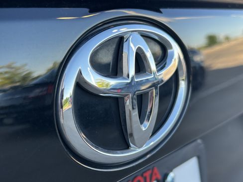 Used 2024 Toyota RAV4 Adventure AWD/4WD image 7