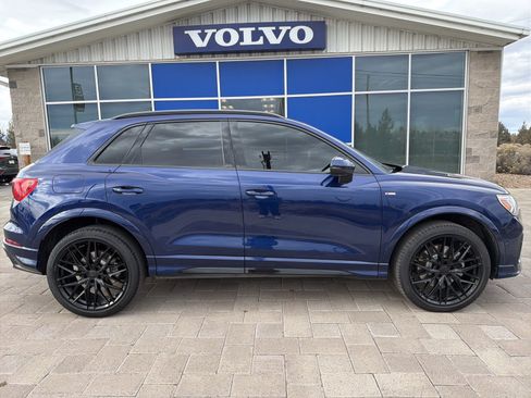 Used 2021 Audi Q3 2.0T Premium Plus w/ Premium Plus Package image 2