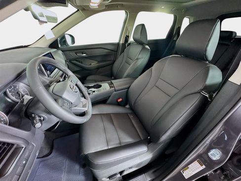 New 2026 Nissan Rogue SV FWD image 11