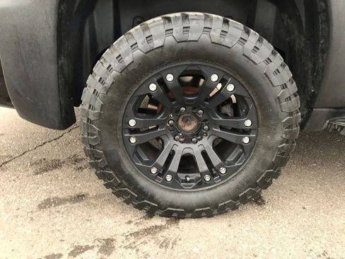 Used 2013 Chevrolet Avalanche LT w/ All-Star Edition image 13