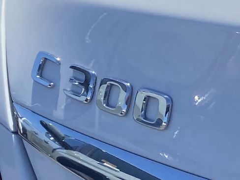 Used 2021 Mercedes-Benz C 300 Sedan image 5