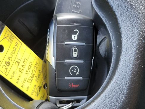 Used 2021 RAM 1500 Big Horn AWD/4WD image 24