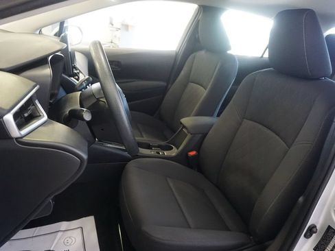 Used 2024 Toyota Corolla LE FWD image 16
