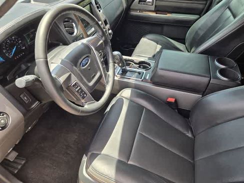 Used 2015 Ford Expedition EL Platinum RWD image 2