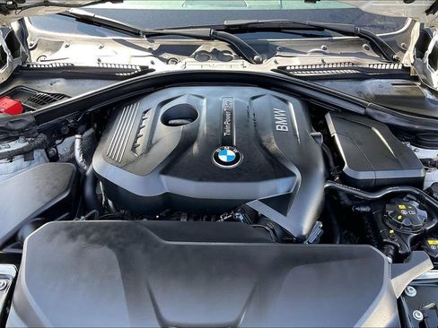Used 2018 BMW 330i Sedan RWD image 9