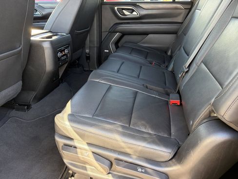 Certified 2022 Chevrolet Suburban Z71 AWD/4WD image 18
