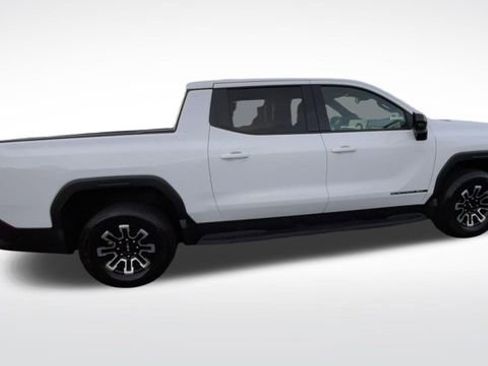 New 2026 GMC Sierra EV Elevation image 11
