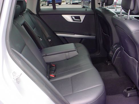 Used 2010 Mercedes-Benz GLK 350 4MATIC image 26