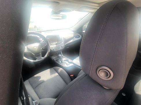 Used 2019 Chevrolet Malibu LT FWD image 42