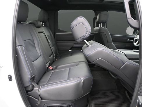 Used 2024 Toyota Tundra Platinum AWD/4WD image 23