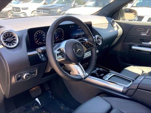 Used 2026 Mercedes-Benz GLA 250 4MATIC image 14
