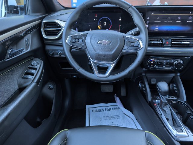 Used 2024 Chevrolet TrailBlazer ACTIV w/ Convenience Package AWD/4WD image 2