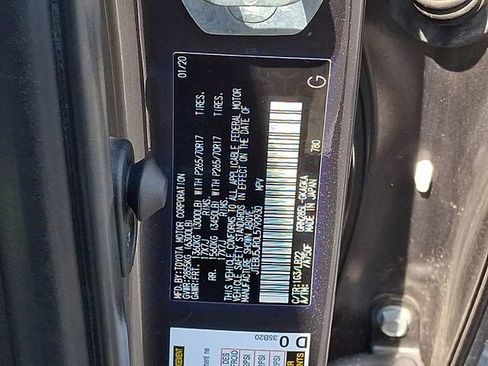 Used 2020 Toyota 4Runner SR5 Premium w/ Moonroof Package AWD/4WD image 22