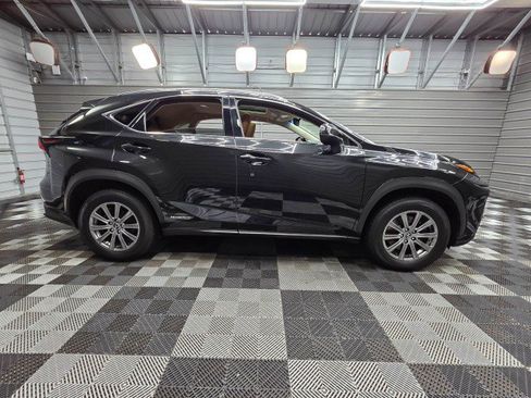 Used 2019 Lexus NX 300h AWD w/ Comfort Package image 9