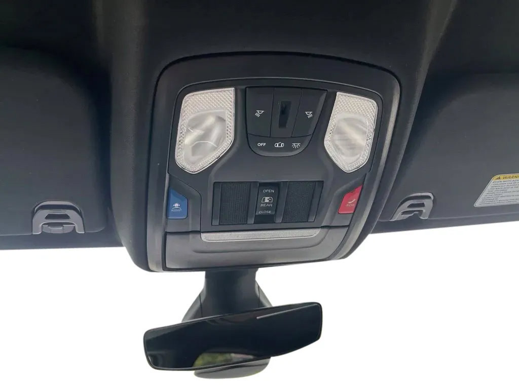 Used 2024 RAM 1500 Big Horn AWD/4WD image 28