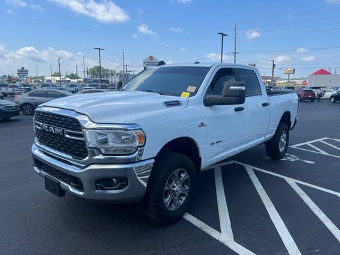 Used 2024 RAM 2500 Big Horn w/ Off Road Package AWD/4WD image 3