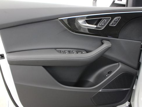 New 2026 Audi Q8 Premium Plus AWD/4WD image 17